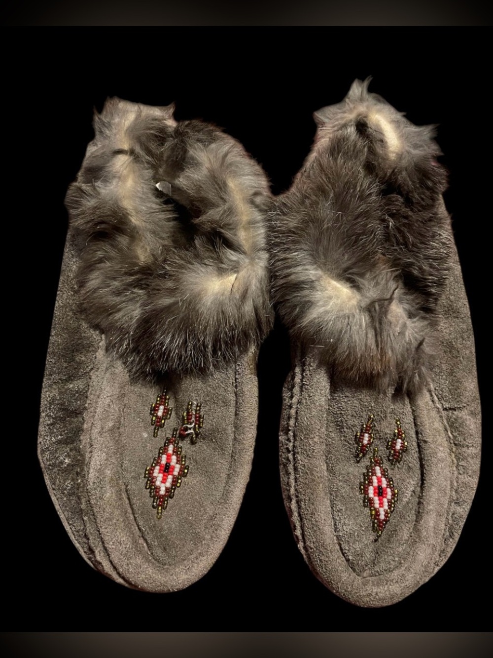 Vintage Native Leather Beaded Moccasins #8586